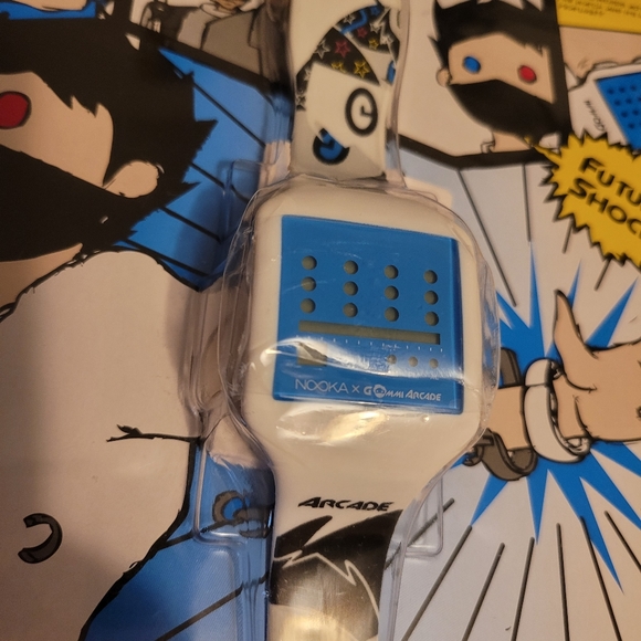 Nooka and Gommi Arcade watch - Picture 2 of 5